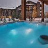 Отель Wildhorse Chalet 3 BedroomHoliday home By Moving Mountains, фото 9
