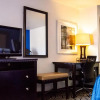 Отель Blue Jay Inn and Suites, фото 4