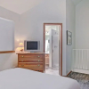 Отель Ideal Locale Steps To Mountain & Main St- 1br+loft, Sleeps 6 1 Bedroom Condo by RedAwning, фото 3