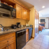 Отель Comfortable Studio Efficiency Unit With Balcony Over Mountaineer Square Condo - No Cleaning Fee! by , фото 6