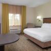 Отель Candlewood Suites Athens, an IHG Hotel, фото 26