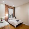 Отель Studio Plus - One-Bedroom APT в Нью-Йорке