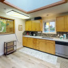 Отель Shore Beats Work 3 Bedroom Home, фото 4