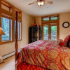 Отель Luxury 3br Ski In-out /firepit, Pool, Sauna 3 Bedroom Condo by RedAwning, фото 5