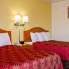 Отель Econo Lodge East, фото 4