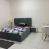 Отель Sharjah Homestay not hotel Master Bedroom with attached private washroom in furnished 2 BHK flat, фото 2