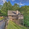 Отель Return to Eden Cabin w/ Hot Tub: 4 Mi to Dollywood, фото 14
