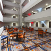 Отель Holiday Inn Express & Suites San Antonio Medical-Six Flags, an IHG Hotel, фото 18