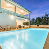 Отель Holiday Villa in Rovanjska with pool, near Zadar, фото 13