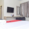 Отель RedDoorz Plus near Sultan Hasanuddin Airport, фото 7