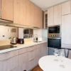 Отель Uptown Wood - 1BR Parking Wifi Mall Pool, фото 6