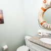 Отель Bit of R'n R 3 Bedrooms 3.5 Bathrooms Home, фото 10
