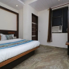 Отель OYO 5494 Hotel Odeon Continental, фото 14
