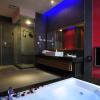 Отель One Plus One Motel, фото 8