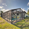 Отель Bright Venice Home w/ Yard < 4 Miles to Beach!, фото 16
