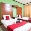 Отель Goodnews Travellers Inn by RedDoorz, фото 19