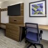 Отель Holiday Inn Express Milwaukee West Allis, an IHG Hotel, фото 27