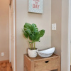 Отель Sunshine Hideaway - Large Studio - Pet Friendly, фото 16