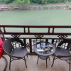 Отель Fenghuang Tujia Ethnic Minority River View Hotel, фото 17