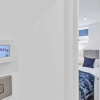 Отель Right On Bright On Apartment 1G - City Centre Luxury Apartments, фото 1