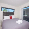Отель Southern Lakes Spa - Queenstown Apartment R2, фото 3