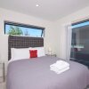 Отель Southern Lakes Spa - Queenstown Apartment R2, фото 3