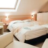 Отель Amazing Home in De Haan With 12 Bedrooms and Wifi, фото 13