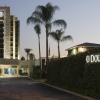 Отель DoubleTree by Hilton Monrovia - Pasadena Area, фото 1