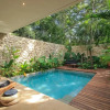 Отель Elegant Boho-style Villa Fabulous Private Rooftop Deck Outstanding Outdoor Pool in Holistika, фото 9