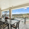 Отель The Arrive Vista Estate Above Lake Austin 5 Bedroom Home, фото 13