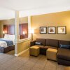 Отель Comfort Suites Dodge City, фото 38