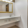 Отель Quality Inn & Suites, фото 9