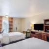 Отель Clarion Inn & Suites Central Clearwater Beach, фото 4