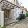 Отель OYO Life 91239 Kost Rosandy House Yogyak, фото 1