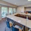 Отель Heritage Inn & Suites, фото 12