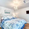 Отель Updated Historic W/ 2 Units & Private Balcony 3 Bedroom Home, фото 7