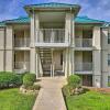 Отель Inviting Condo w/ Pool Access, Near Branson Strip!, фото 1