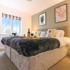 Отель Large 6 Bedroom House with Free Parking, Smart TV with Netflix, Fast Wifi, Air Hockey & Garden by Yo, фото 5