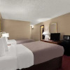 Отель Clarion Inn & Suites, фото 35