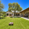 Отель The Above Luxury Ranch Estate, фото 1