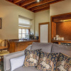 Отель Duck Pond Cottage, фото 5