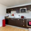 Отель Bright Comfy 2 bed in trendy Dalston, фото 9