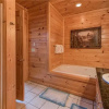 Отель Having a Blast - Five Bedroom Cabin, фото 8