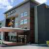 Отель La Quinta Inn & Suites by Wyndham Manchester / Arnold AFB, фото 1