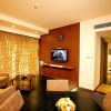 Отель Flora Airport Hotel and Convention Centre Kochi, фото 13
