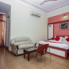 Отель OYO 15425 Hotel Royal Heritage, фото 4