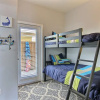 Отель Flip Flops & Pop Tops 3 Bedrooms 3 Bathrooms Condo, фото 22
