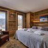 Отель Chalet Capricorne -impeccable Ski in out Chalet With Sauna and Views, фото 34