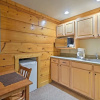 Отель Pigeon Forge Resort Studio Cabin on Dollywood Ln!, фото 10