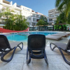 Отель Condo Solana - Modern 2 Bedroom with BBQ and Gym - At Sabbia Condos, фото 11